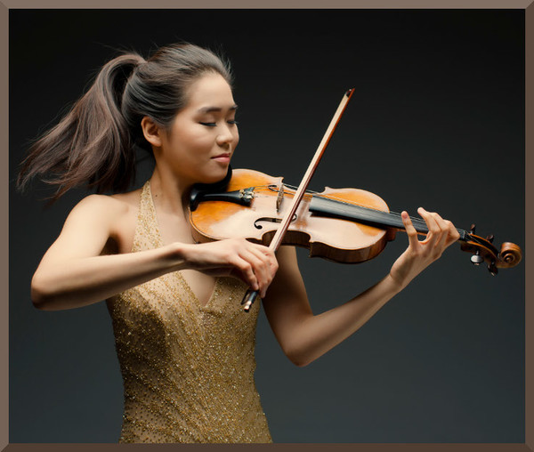 Esther Yoo - violin